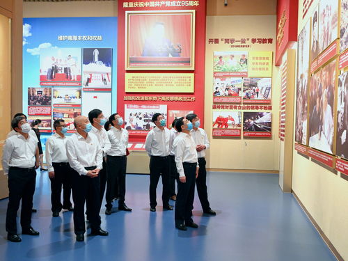 走進歷史長河，傳承紅色基因——文化和旅游部組織干部參觀黨史展覽并開展文藝交流